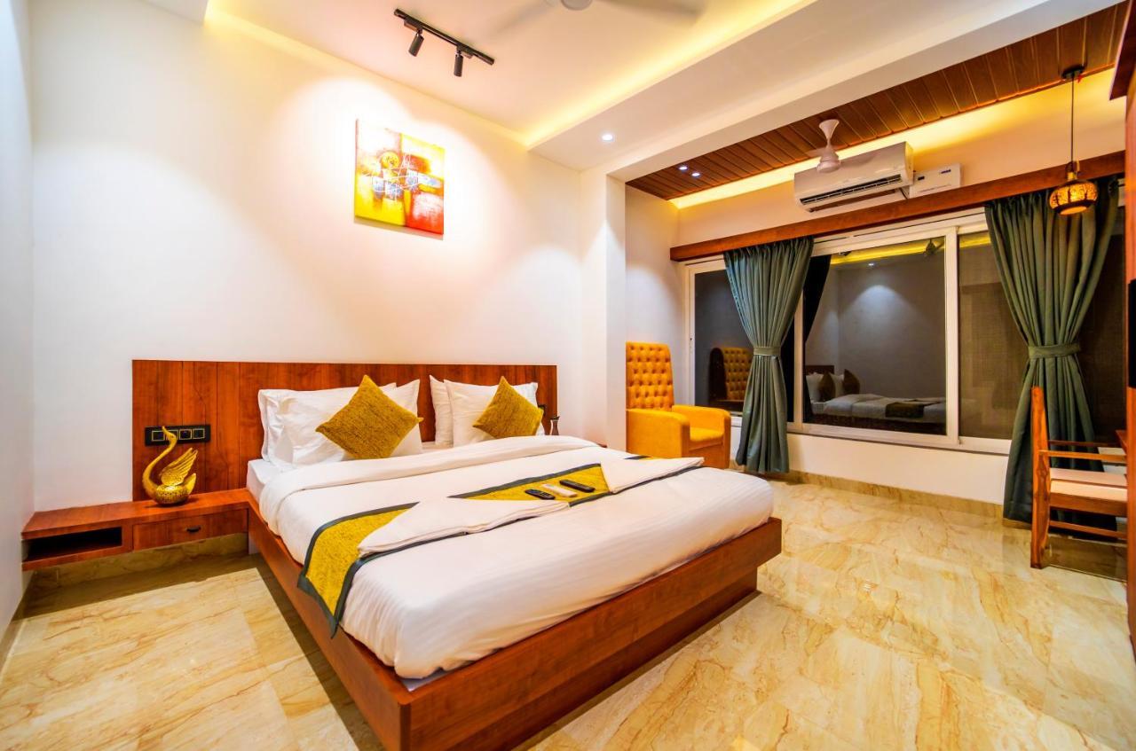 Canvasand By Eease Hospitality Hotel Nagaon  Bagian luar foto